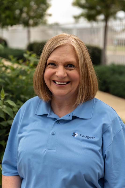 Staff accountant dedicated to helping small businesses with accounting solutions, payroll services, and tax preparation in Owasso, OK.